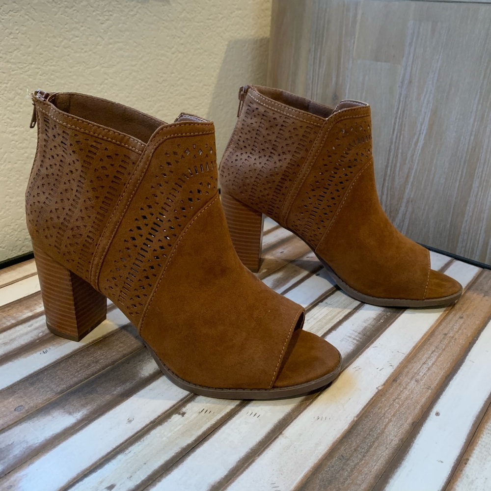 Report new open toe booties